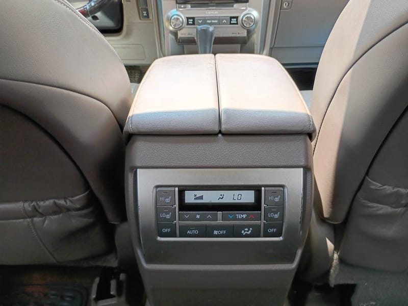 2016 LEXUS GX 460 - LEX121938B