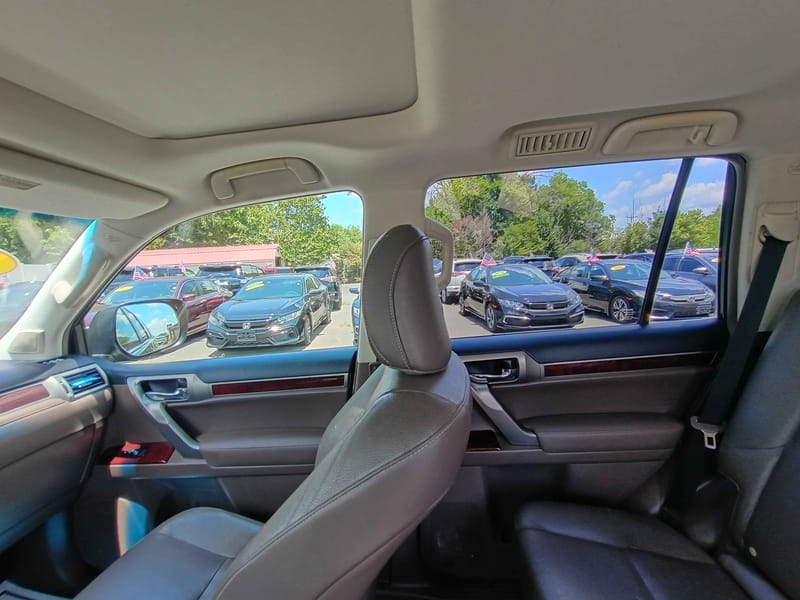 2016 LEXUS GX 460 - LEX121938B