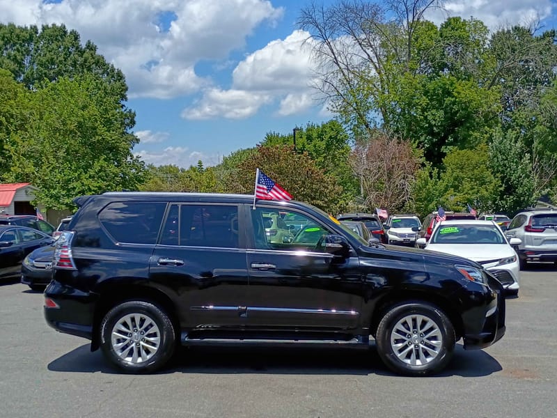 2016 LEXUS GX 460 - LEX121938B