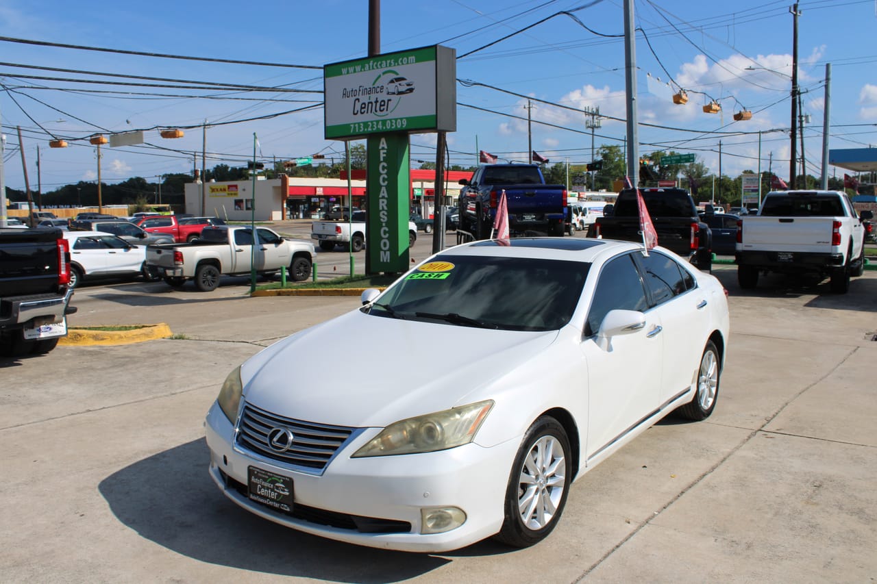 2010 LEXUS ES 350 - LEX407836B — photo 1 of 23