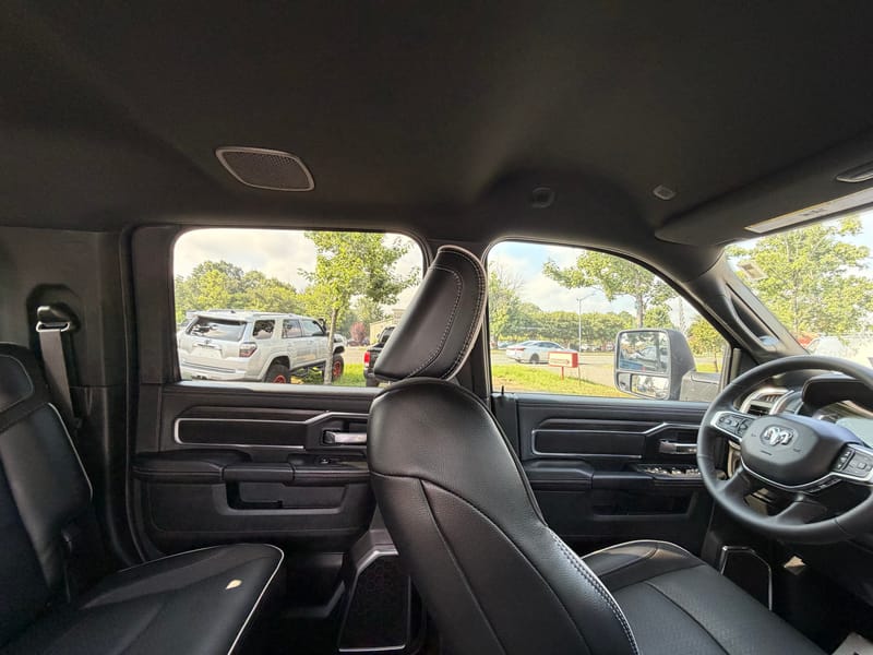 2026 RAM 3500 LARAMIE - RAM152548