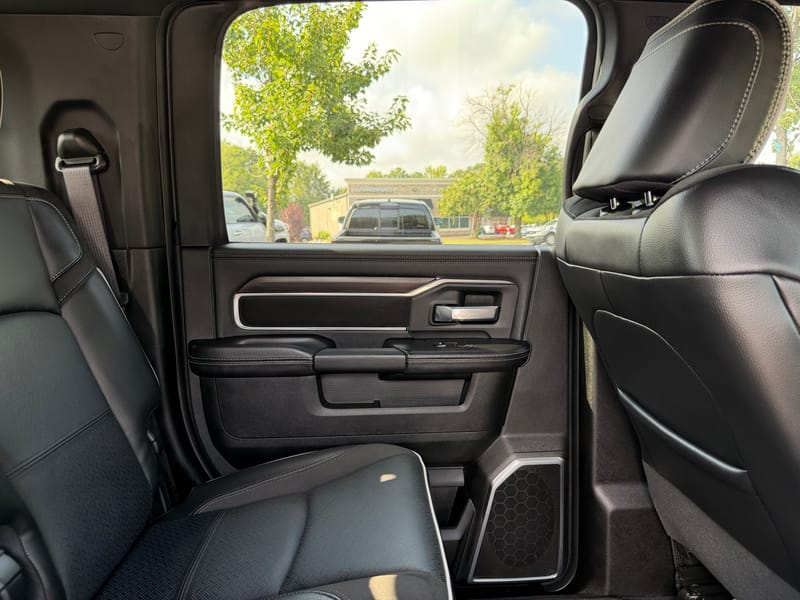 2026 RAM 3500 LARAMIE - RAM152548
