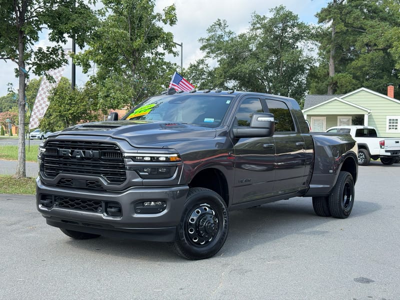2026 RAM 3500 LARAMIE - RAM152548