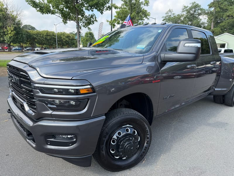 2026 RAM 3500 LARAMIE - RAM152548
