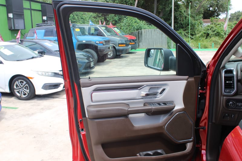 2026 RAM 1500 - RAM300185