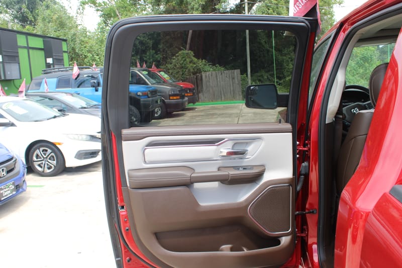 2026 RAM 1500 - RAM300185