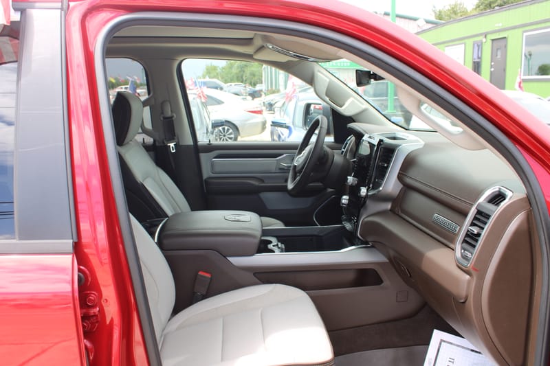 2026 RAM 1500 - RAM300185