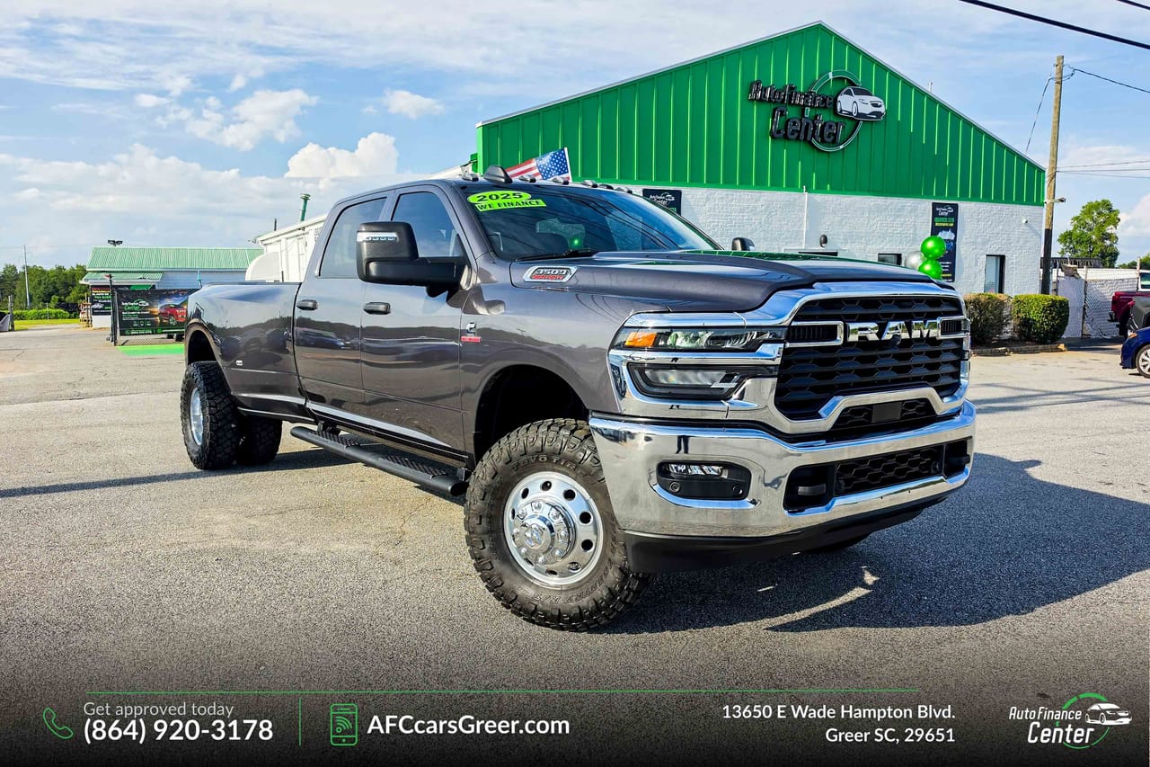 2025 RAM 3500 TRADESMAN - RAM506520 — photo 1 of 40