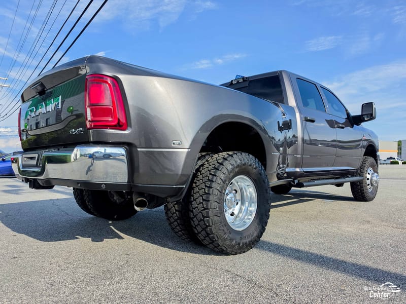 2025 RAM 3500 TRADESMAN - RAM506520