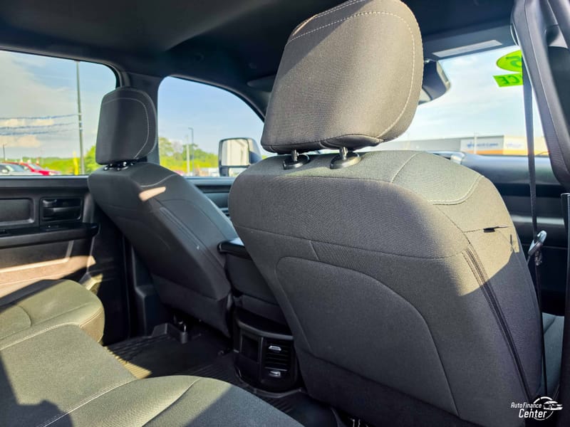 2025 RAM 3500 TRADESMAN - RAM506520