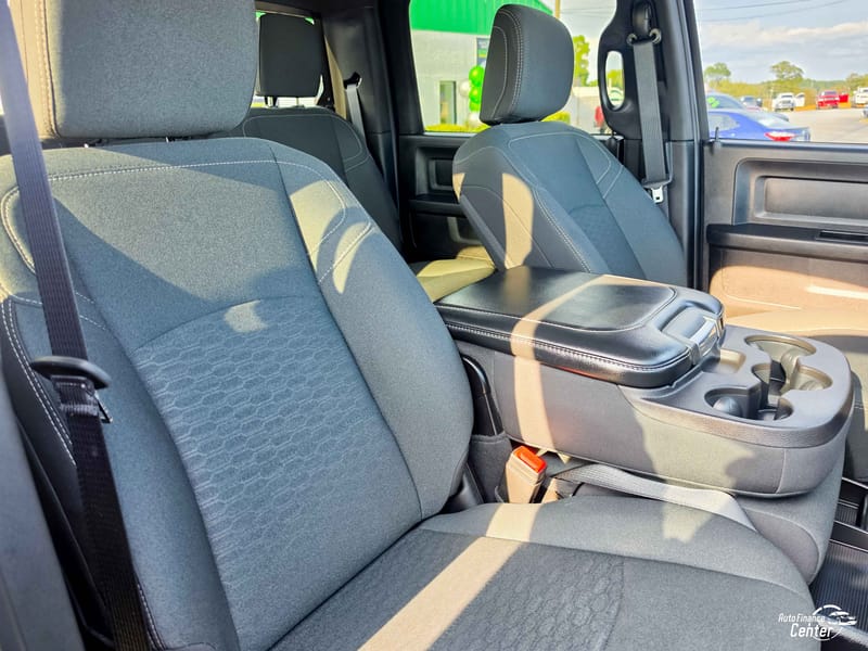 2025 RAM 3500 TRADESMAN - RAM506520