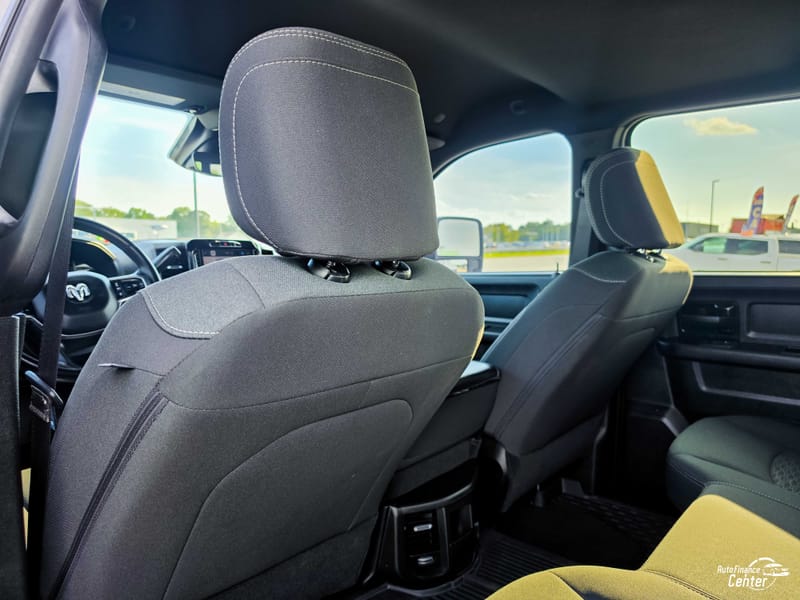 2025 RAM 3500 TRADESMAN - RAM506520