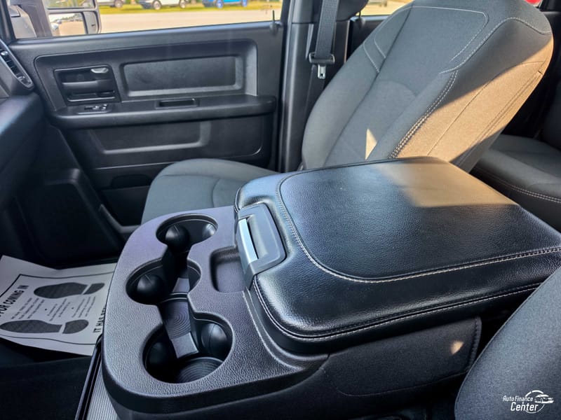 2025 RAM 3500 TRADESMAN - RAM506520