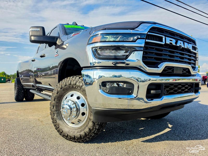 2025 RAM 3500 TRADESMAN - RAM506520