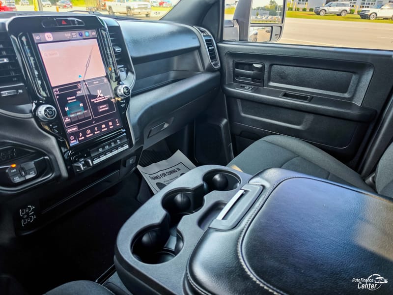 2025 RAM 3500 TRADESMAN - RAM506520