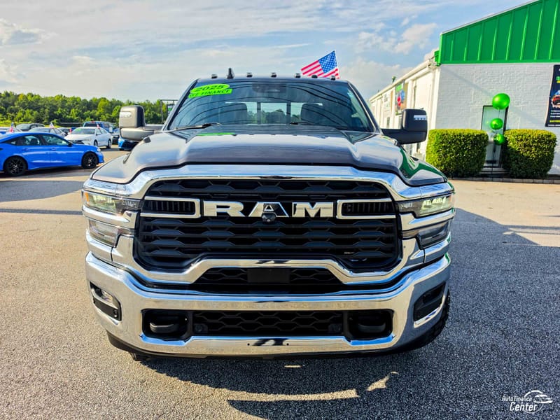 2025 RAM 3500 TRADESMAN - RAM506520