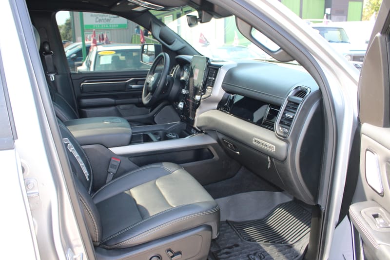 2025 RAM 1500 - RAM594418