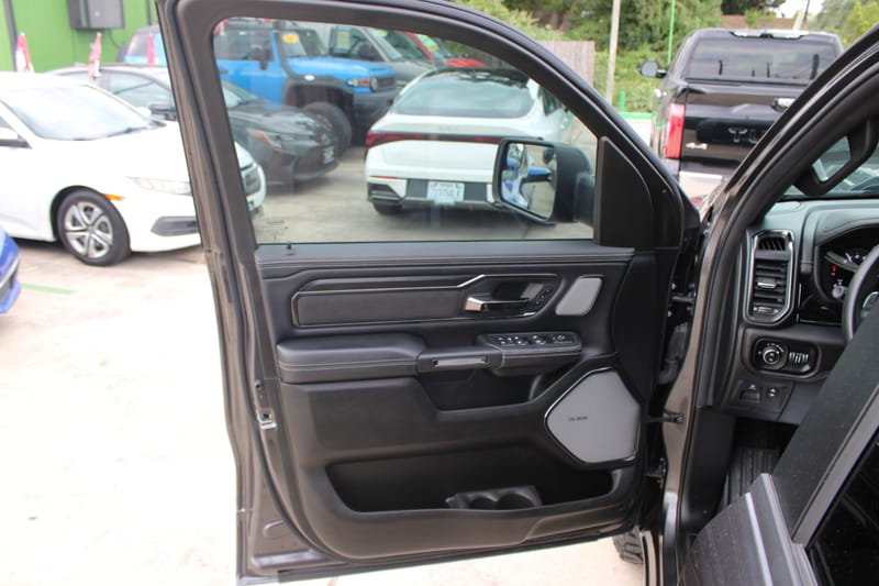 2025 RAM 1500 - RAM721975