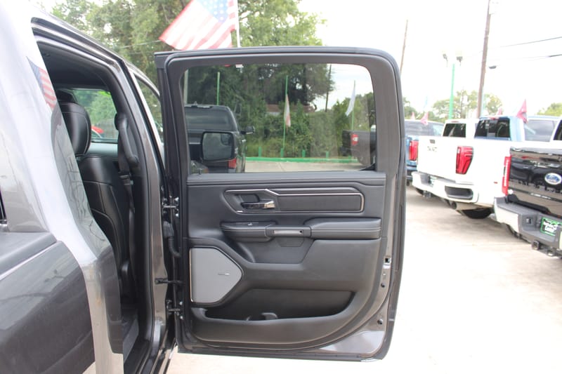2025 RAM 1500 - RAM721975