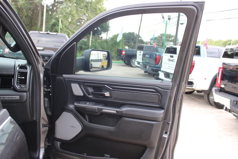 2025 RAM 1500 - RAM721975
