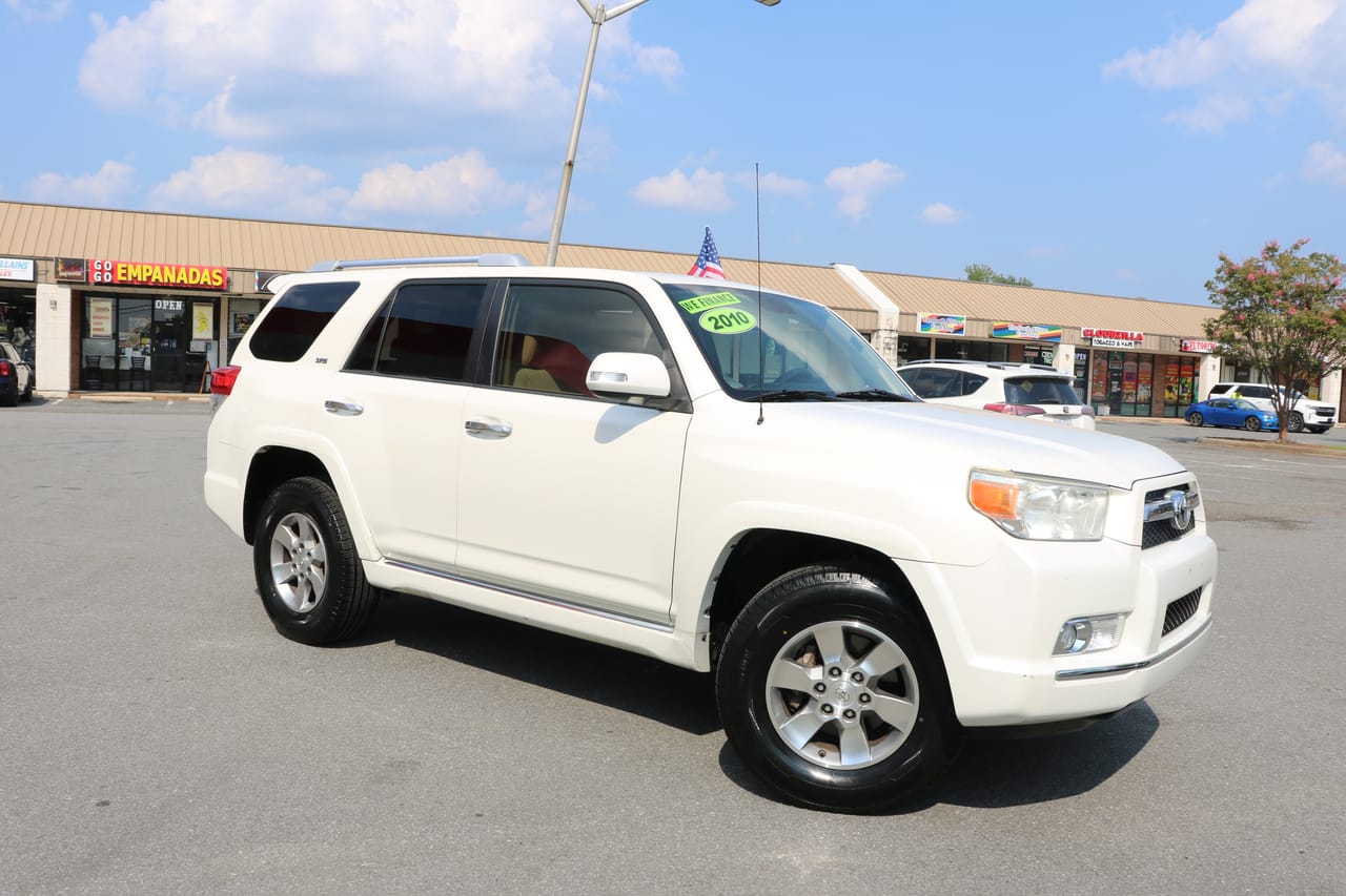 2010 TOYOTA 4RUNNER SR5 - TOY002053 — photo 1 of 23