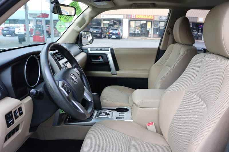 2010 TOYOTA 4RUNNER SR5 - TOY002053