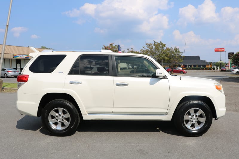 2010 TOYOTA 4RUNNER SR5 - TOY002053