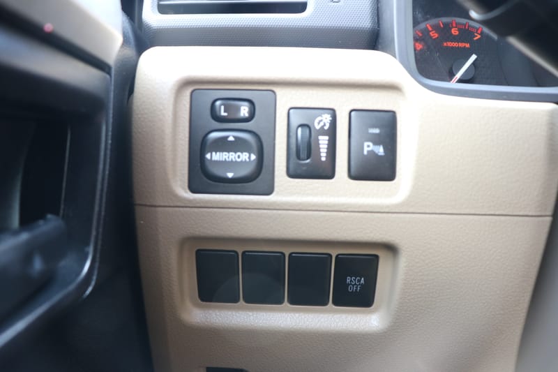 2010 TOYOTA 4RUNNER SR5 - TOY002053