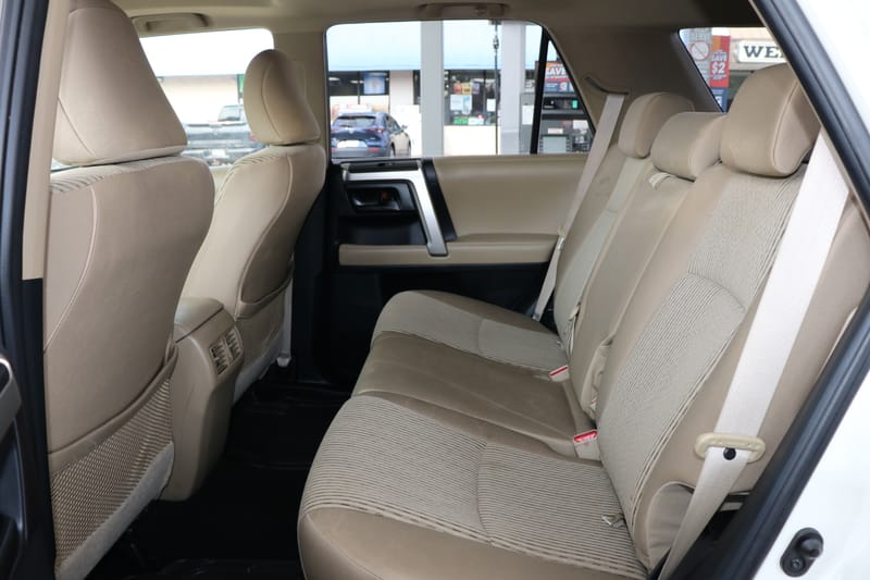 2010 TOYOTA 4RUNNER SR5 - TOY002053
