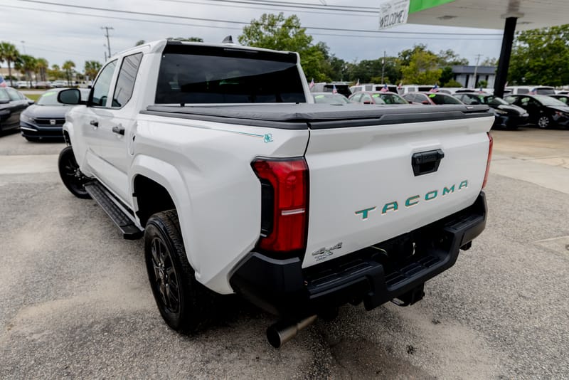 2024 TOYOTA TACOMA SR - TOY010655