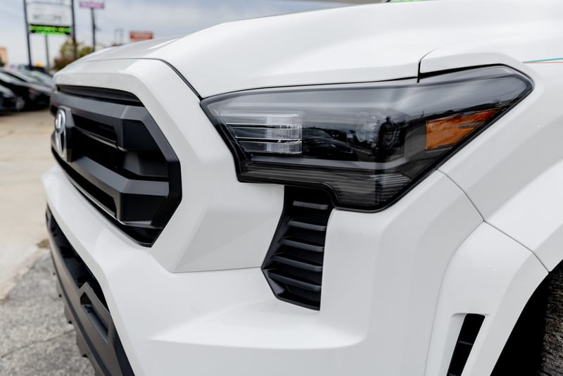 2024 TOYOTA TACOMA SR - TOY010655