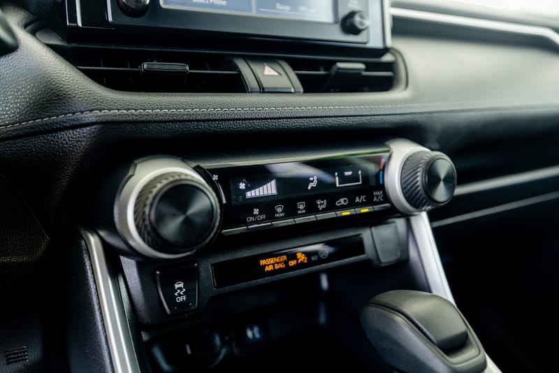 2019 TOYOTA RAV4 LE - TOY010951