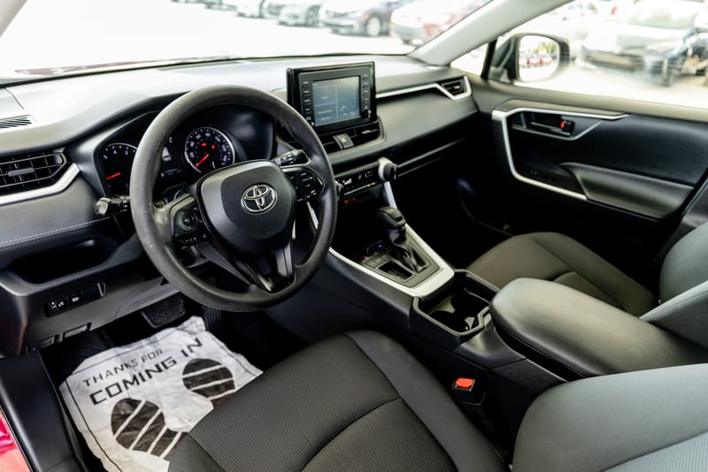2019 TOYOTA RAV4 LE - TOY010951