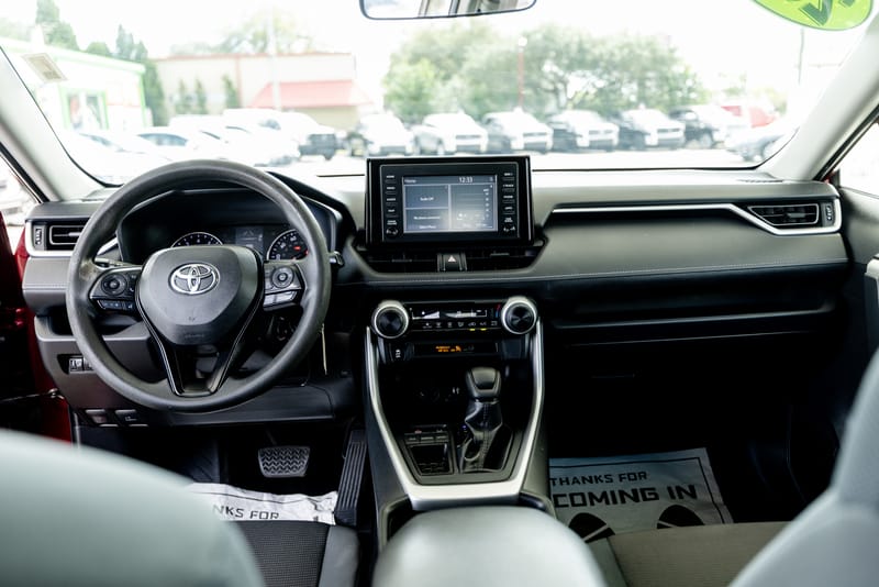 2019 TOYOTA RAV4 LE - TOY010951