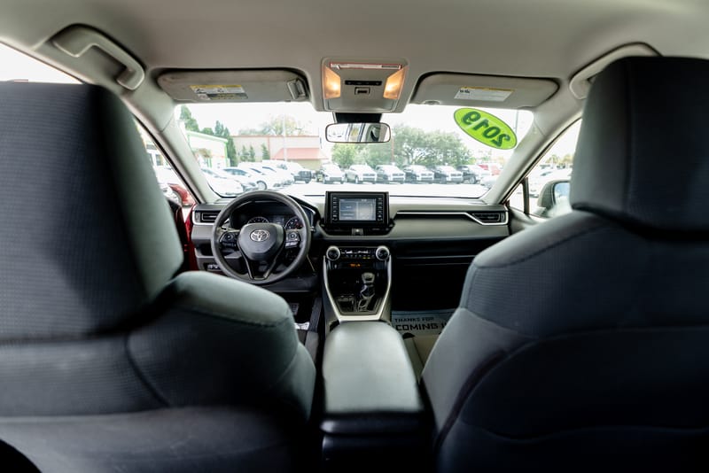 2019 TOYOTA RAV4 LE - TOY010951