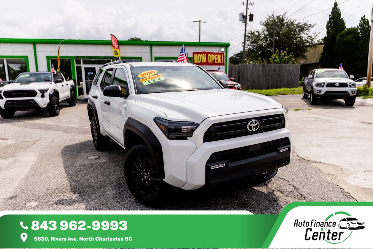 2025 TOYOTA 4RUNNER SR5 - TOY011727 — photo 1 of 28