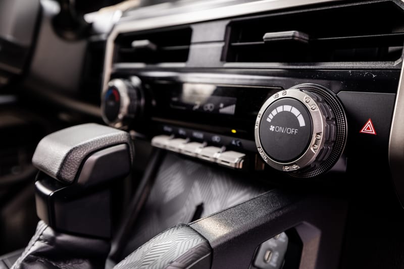 2025 TOYOTA 4RUNNER SR5 - TOY011727