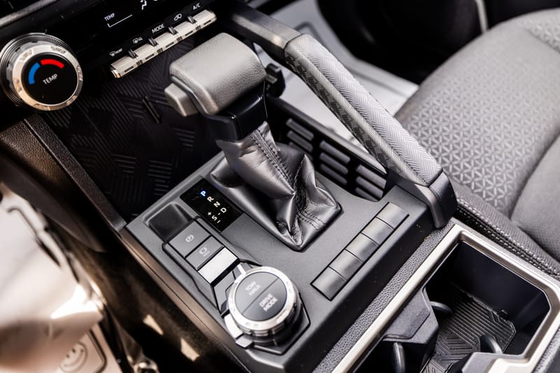 2025 TOYOTA 4RUNNER SR5 - TOY011727
