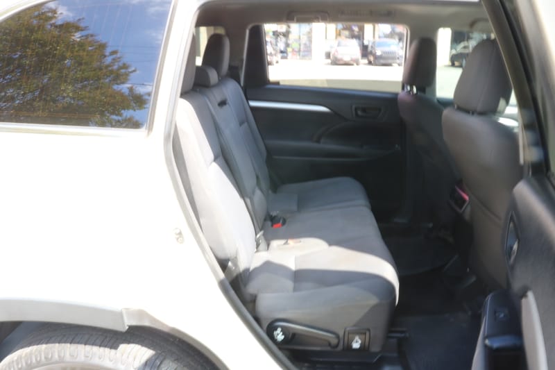2016 TOYOTA HIGHLANDER LE - TOY017441