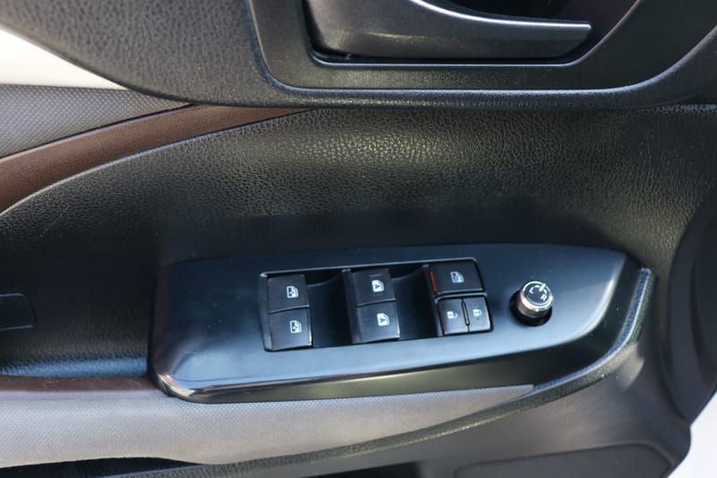 2016 TOYOTA HIGHLANDER LE - TOY017441
