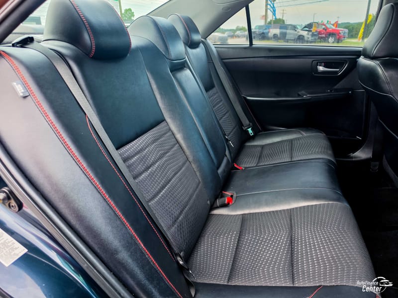 2015 TOYOTA CAMRY SE - TOY020403B