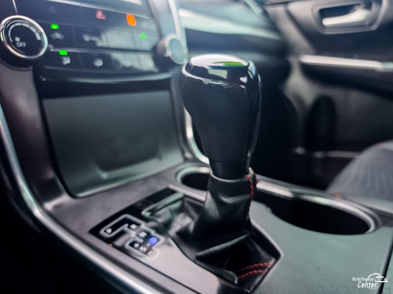 2015 TOYOTA CAMRY SE - TOY020403B