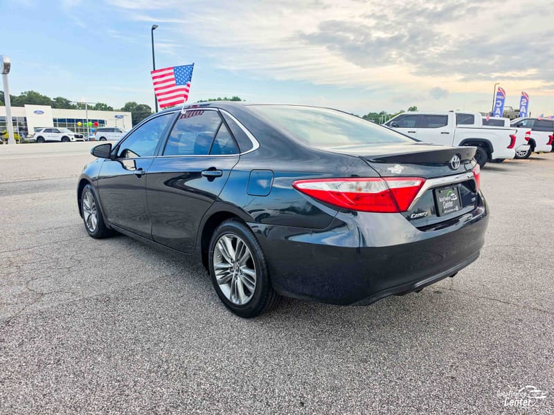 2015 TOYOTA CAMRY SE - TOY020403B