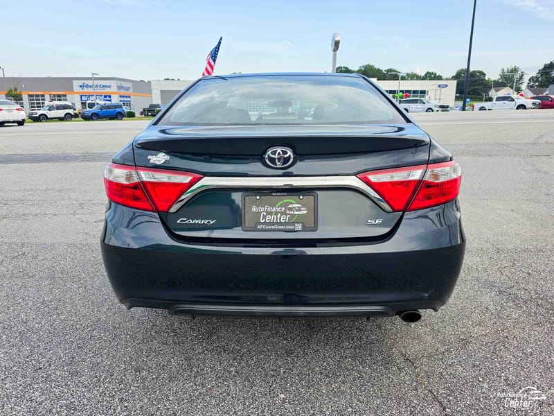 2015 TOYOTA CAMRY SE - TOY020403B
