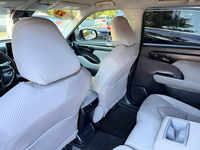 2023 TOYOTA HIGHLANDER LE - TOY027052B
