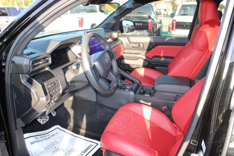 2025 TOYOTA TACOMA HYBRID - TOY027257