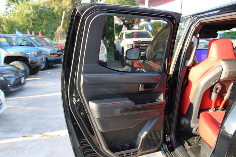 2025 TOYOTA TACOMA HYBRID - TOY027257