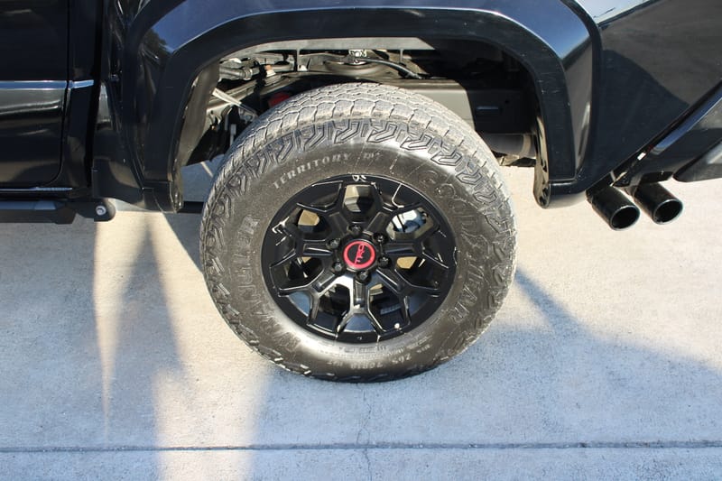 2025 TOYOTA TACOMA HYBRID - TOY027257