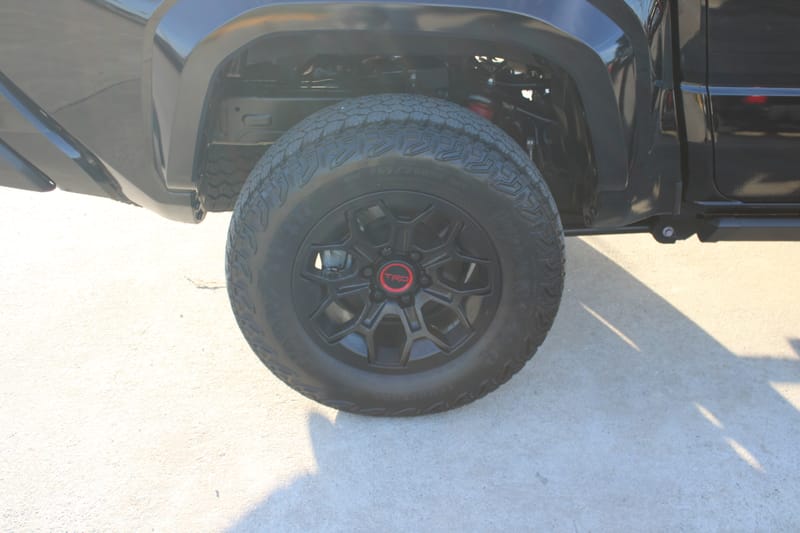 2025 TOYOTA TACOMA HYBRID - TOY027257