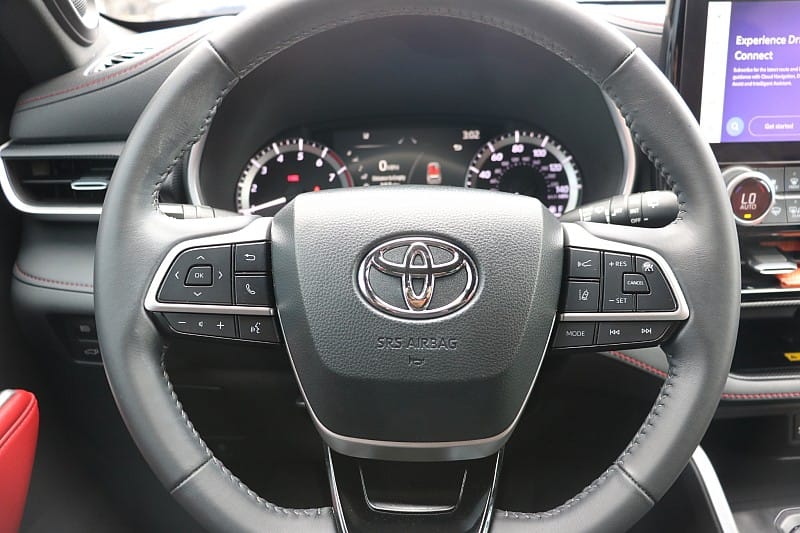 2023 TOYOTA HIGHLANDER XSE - TOY028583